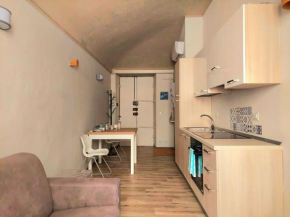 TO - HOLIDAY HOUSE